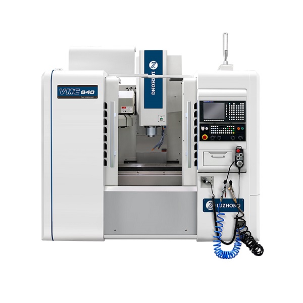 Вертикальный фрезерный обрабатывающий центр с чпу vmc840